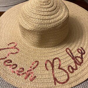 BEACH BABE STRAW HAT